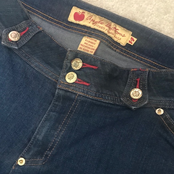 Vintage - Apple Bottom Gaucho Jeans 👖 - Picture 2 of 4